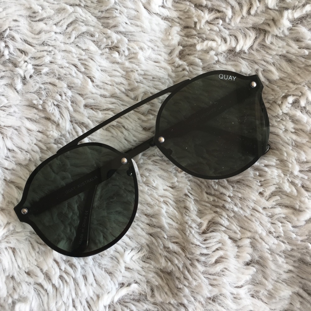 Quay Camden Heights in Black